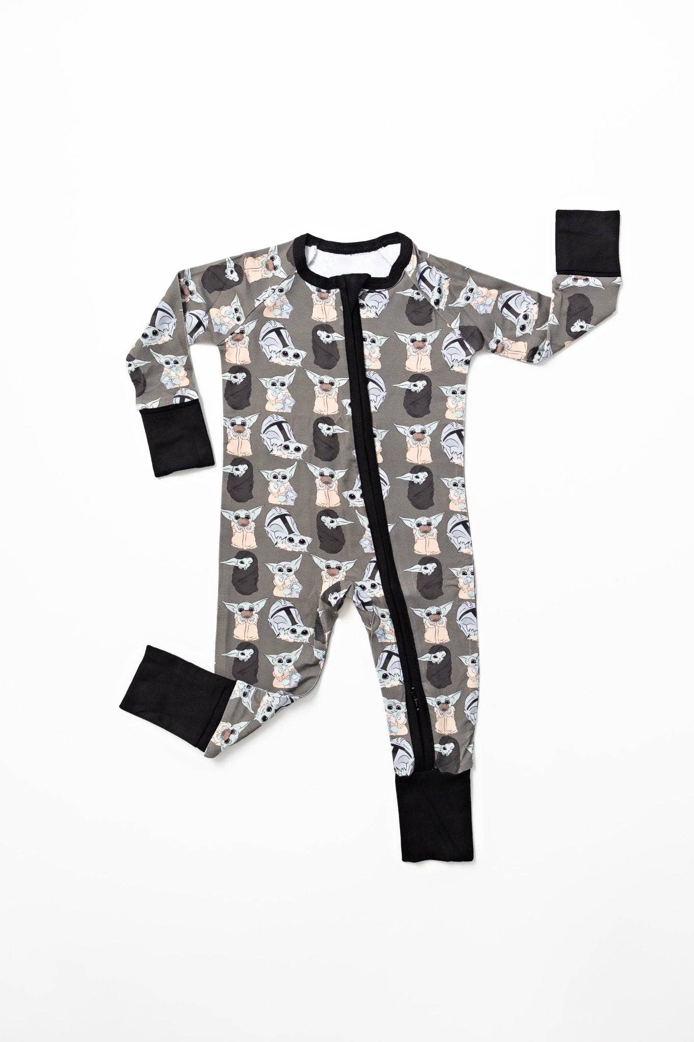 Ellie Sue - Star Wars: Precious Cargo Zipper Romper (Baby Yoda)