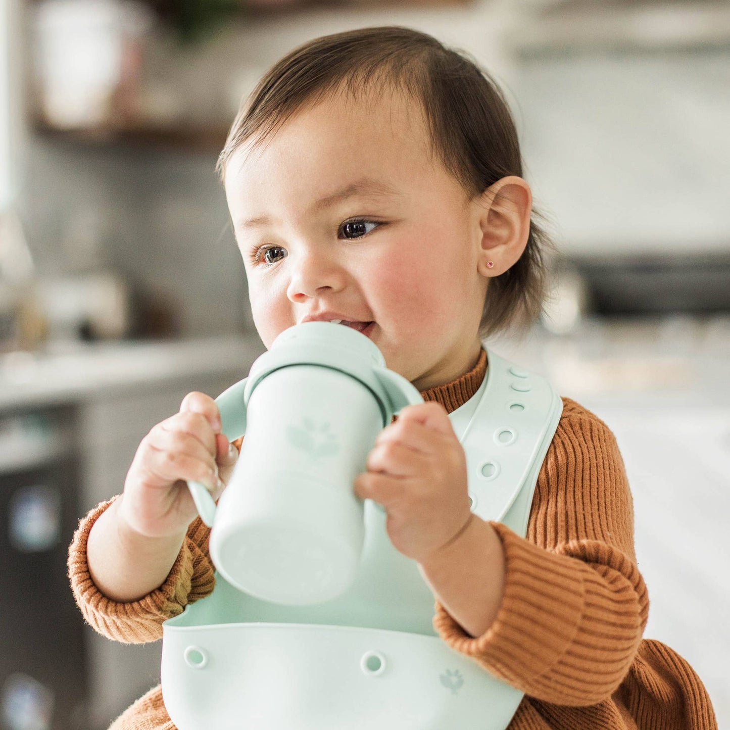 Green Sprouts - Silicone Scoop Bib