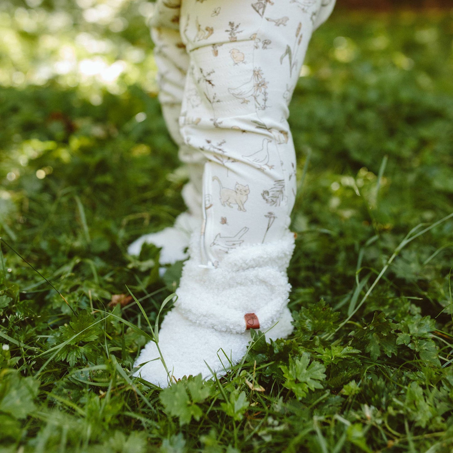 Goumi - Sherpa Baby Stay-On Boots - Alabaster