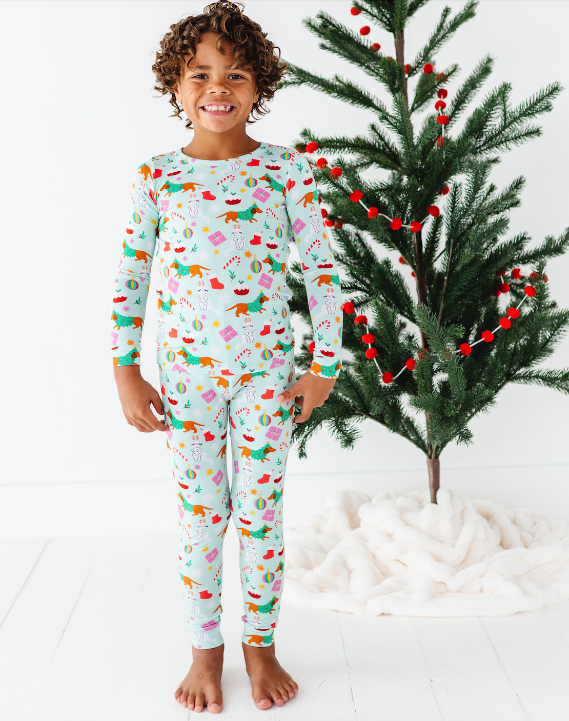 Bird & Bean® - Kids Bamboo Pajamas -Festive Friends Christmas Pajamas