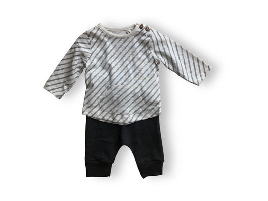 Oliver & Rain Diagonal stripe tunic and jogger set