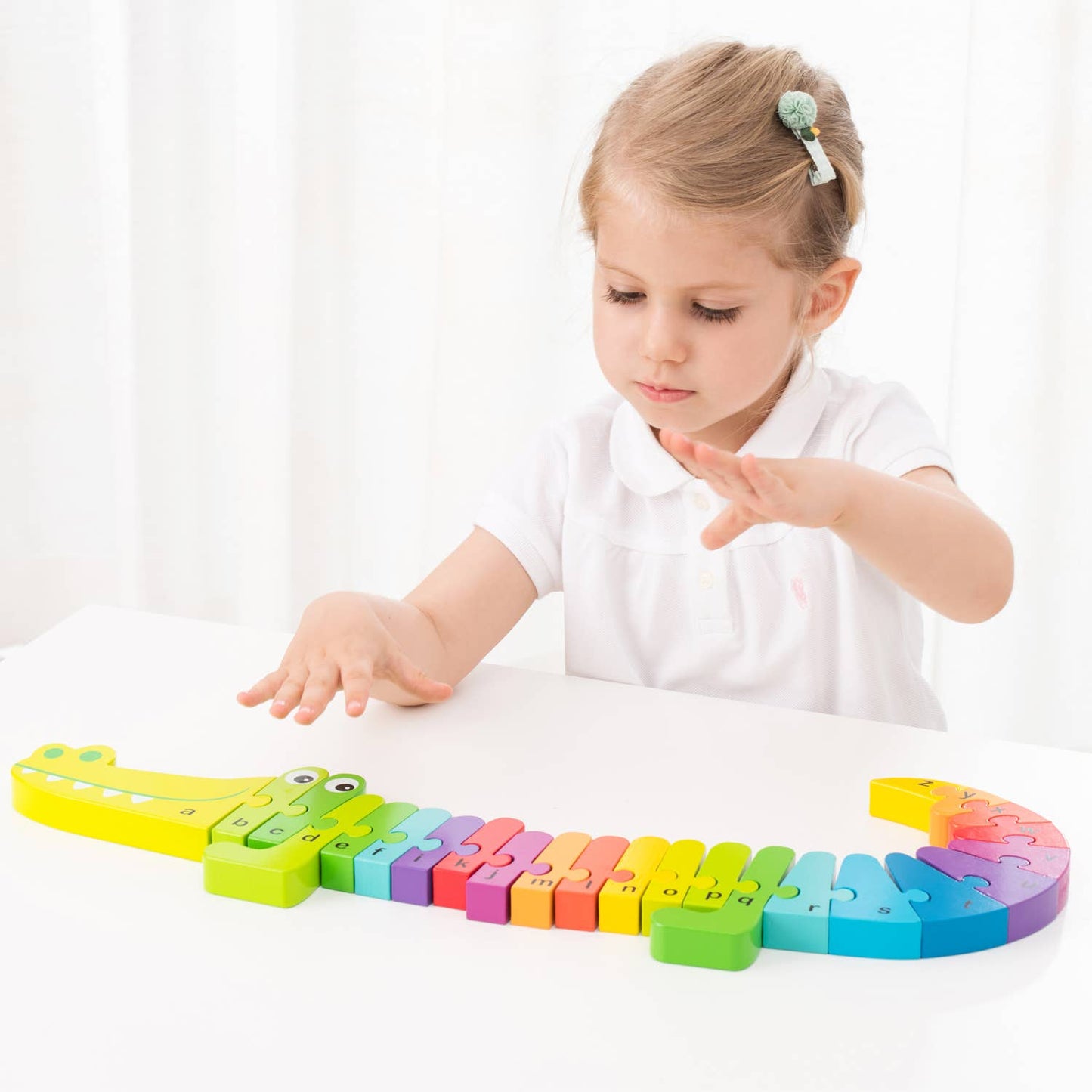 New Classic Toys - Alphabet puzzle - crocodile