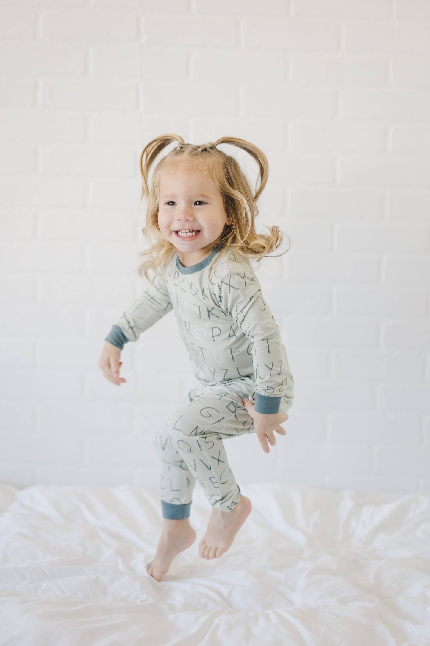 Little Joy Co. - I <3 U ABC Valentine's Day 2pc Bamboo Pajamas - Green