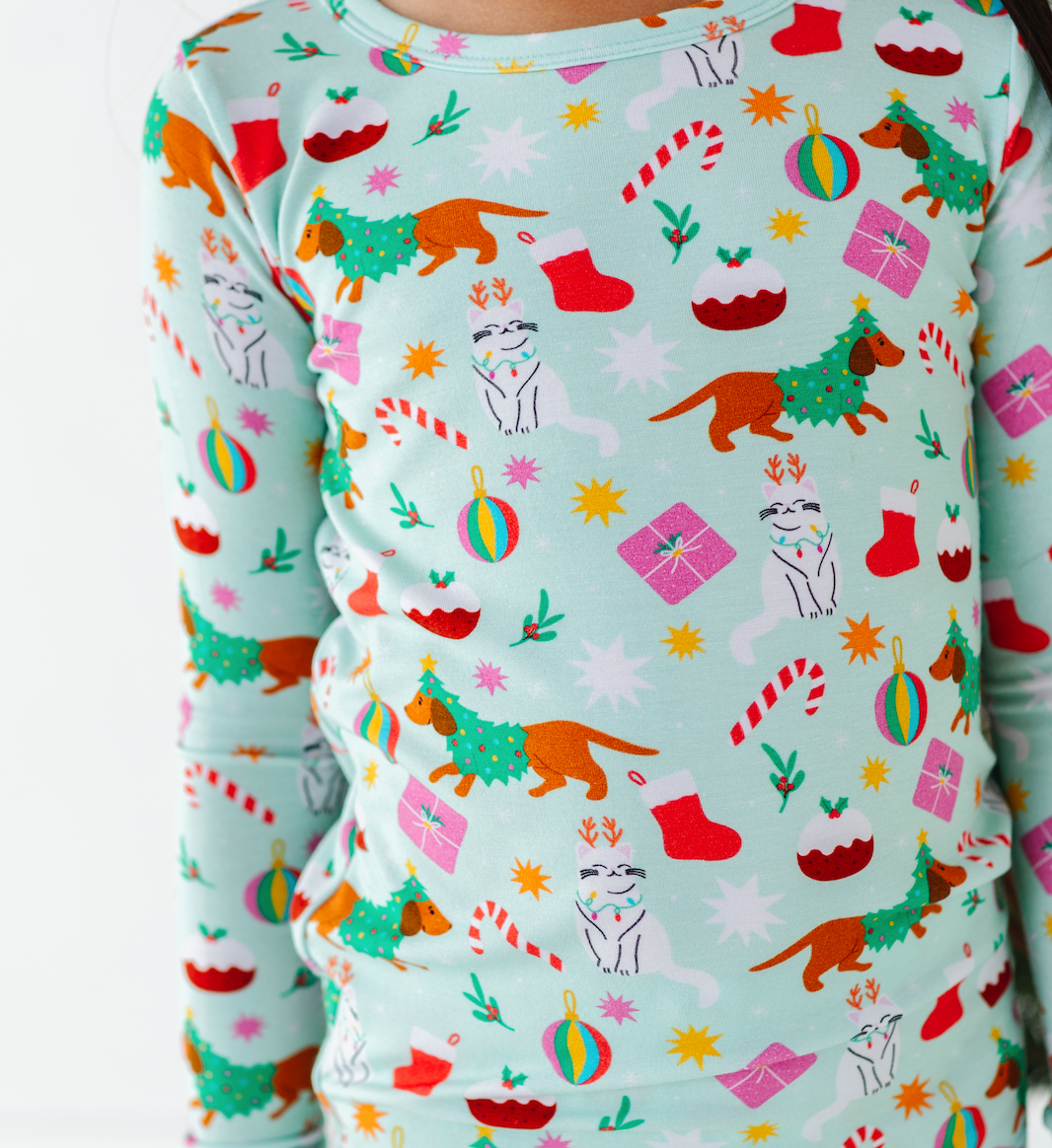 Bird & Bean® - Kids Bamboo Pajamas -Festive Friends Christmas Pajamas